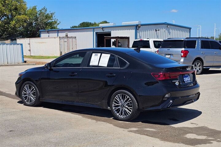 2023 Kia Forte GT-Line  TX