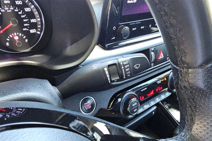 2023 Kia Forte GT-Line  TX