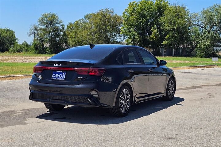 2023 Kia Forte GT-Line  TX