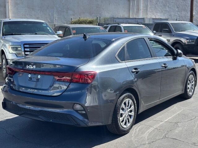 2023 Kia Forte LX
