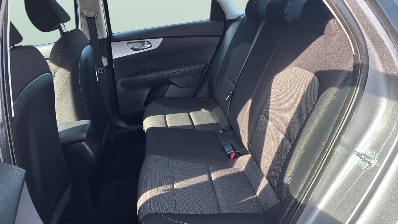 2023 Kia Forte LXS 4dr Sedan Lake Orion MI