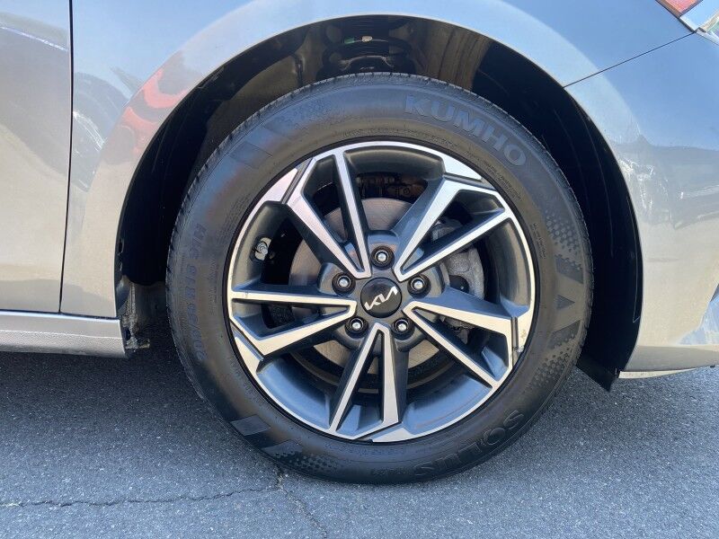 2023 Kia Forte LXS Bristol  PA