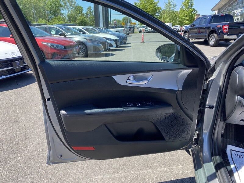 2023 Kia Forte LXS Bristol  PA