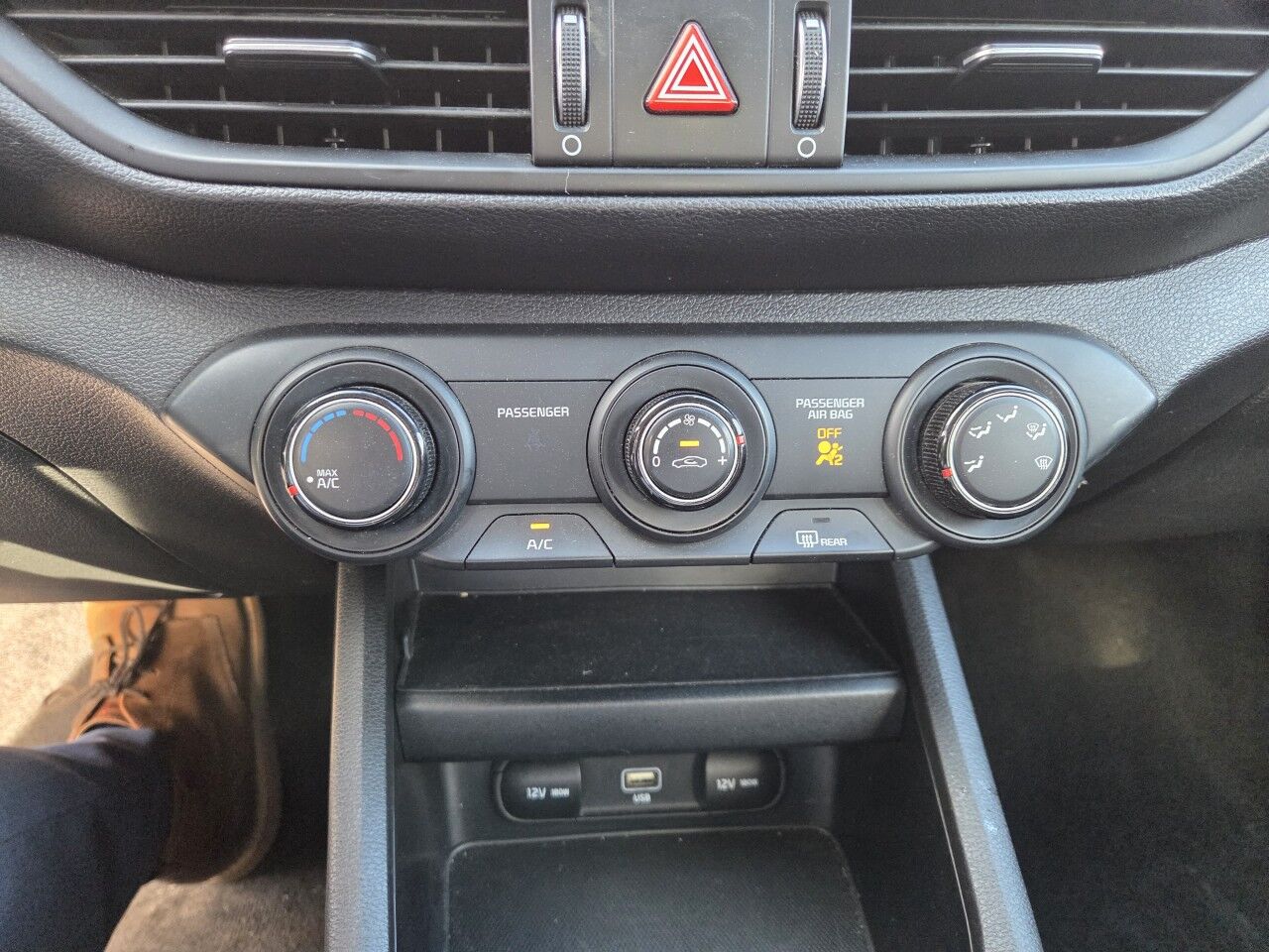 2023 Kia Forte LXS Charlton MA