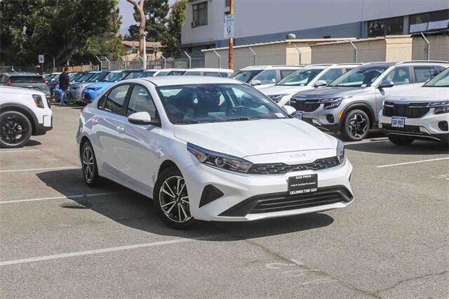 2023 Kia Forte LXS
