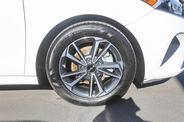 2023 Kia Forte LXS Glendale CA