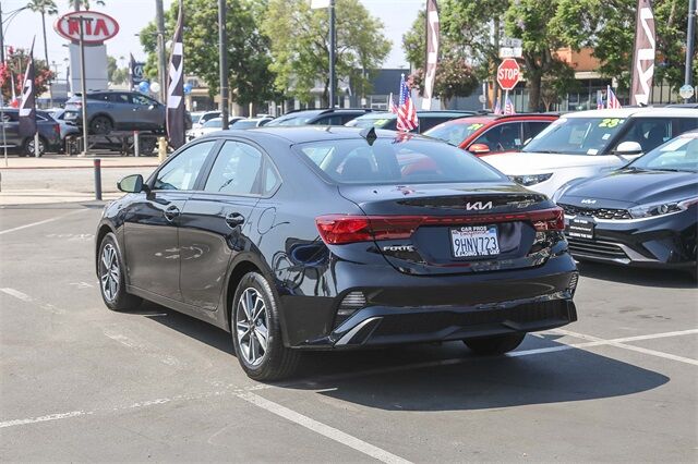 2023 Kia Forte LXS Glendale CA