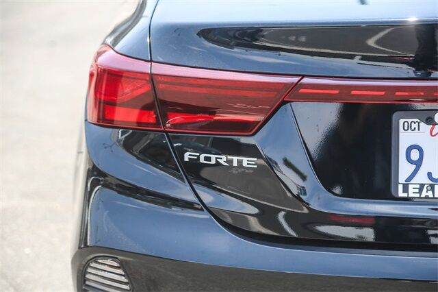 2023 Kia Forte LXS Glendale CA
