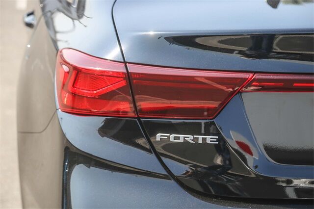 2023 Kia Forte LXS Glendale CA
