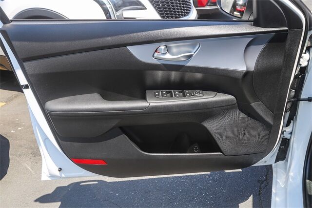 2023 Kia Forte LXS Glendale CA