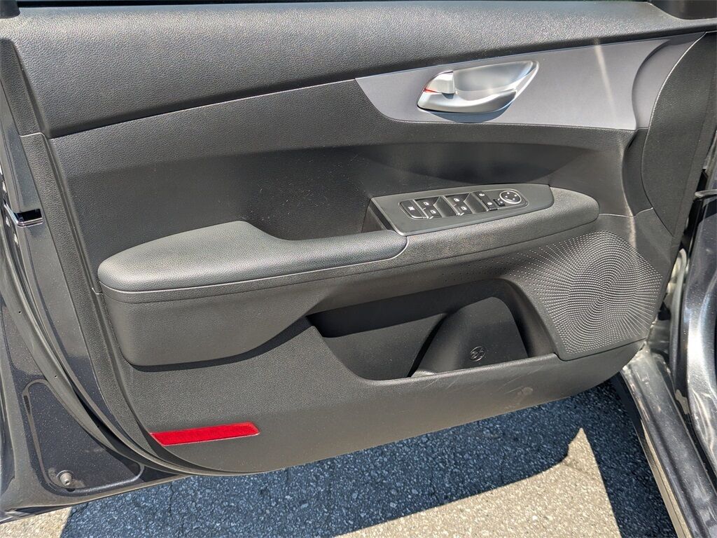 2023 Kia Forte LXS Kennesaw GA