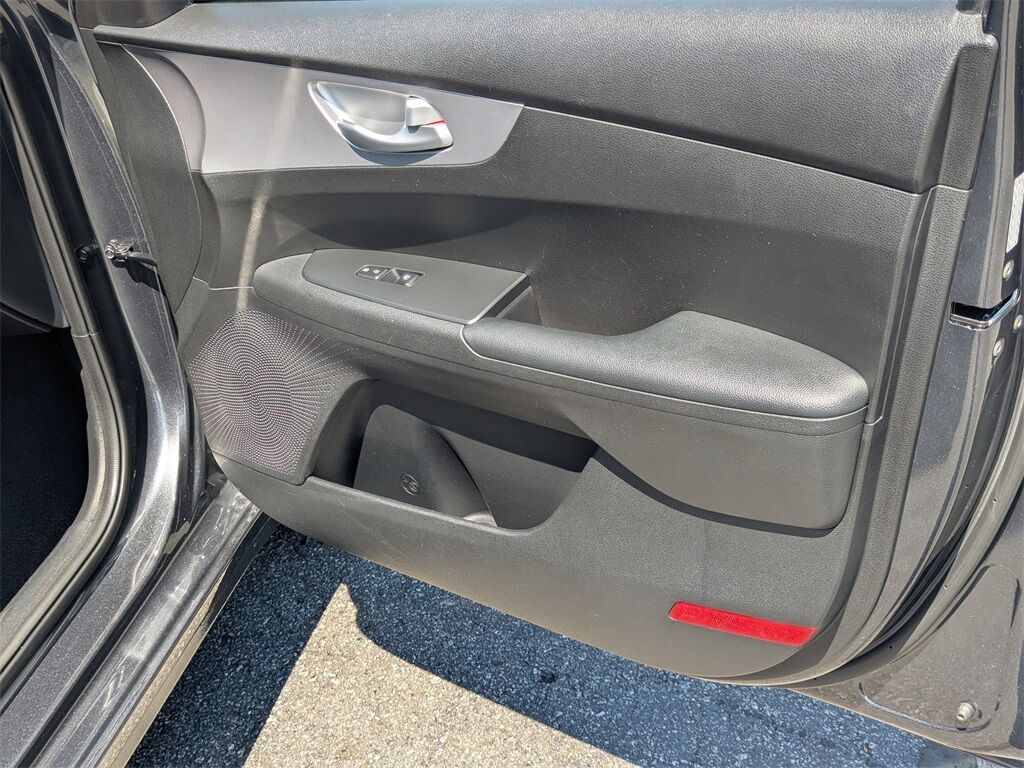 2023 Kia Forte LXS Kennesaw GA