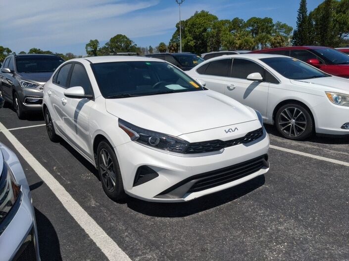 2023 Kia Forte LXS Oshkosh WI