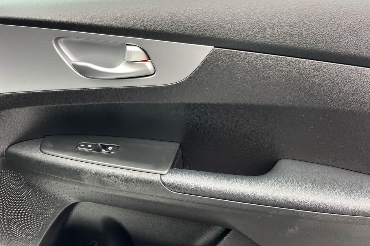 2023 Kia Forte LXS Roseville CA