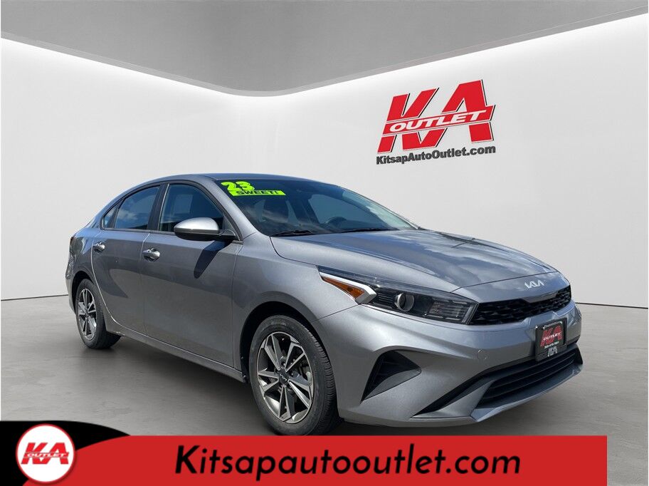 2023 Kia Forte LXS Sedan 4D