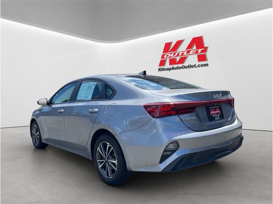 2023 Kia Forte LXS Sedan 4D
