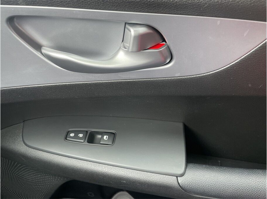 2023 Kia Forte LXS Sedan 4D Port Orchard WA