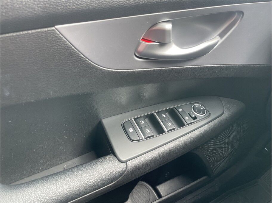 2023 Kia Forte LXS Sedan 4D Port Orchard WA