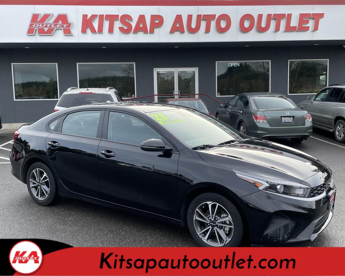 2023 Kia Forte LXS Sedan 4D