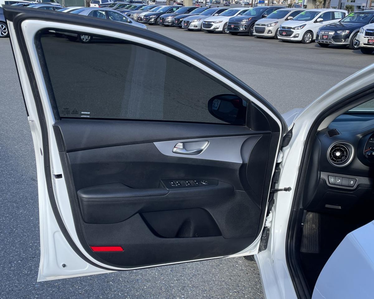 2023 Kia Forte LXS Sedan 4D Port Orchard WA