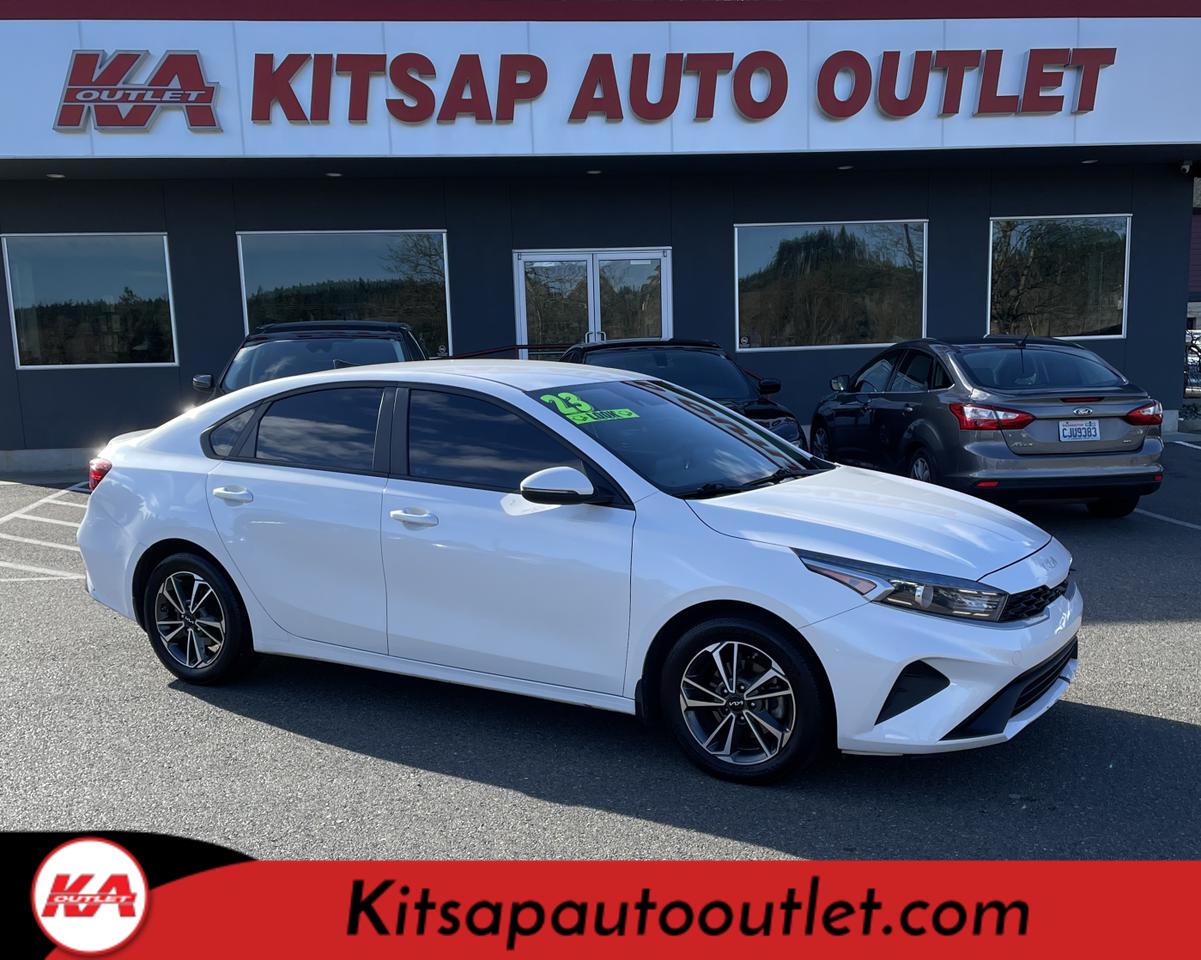 2023 Kia Forte LXS Sedan 4D