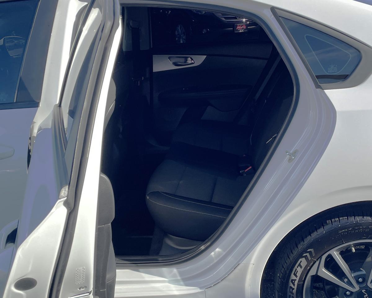 2023 Kia Forte LXS Sedan 4D Port Orchard WA