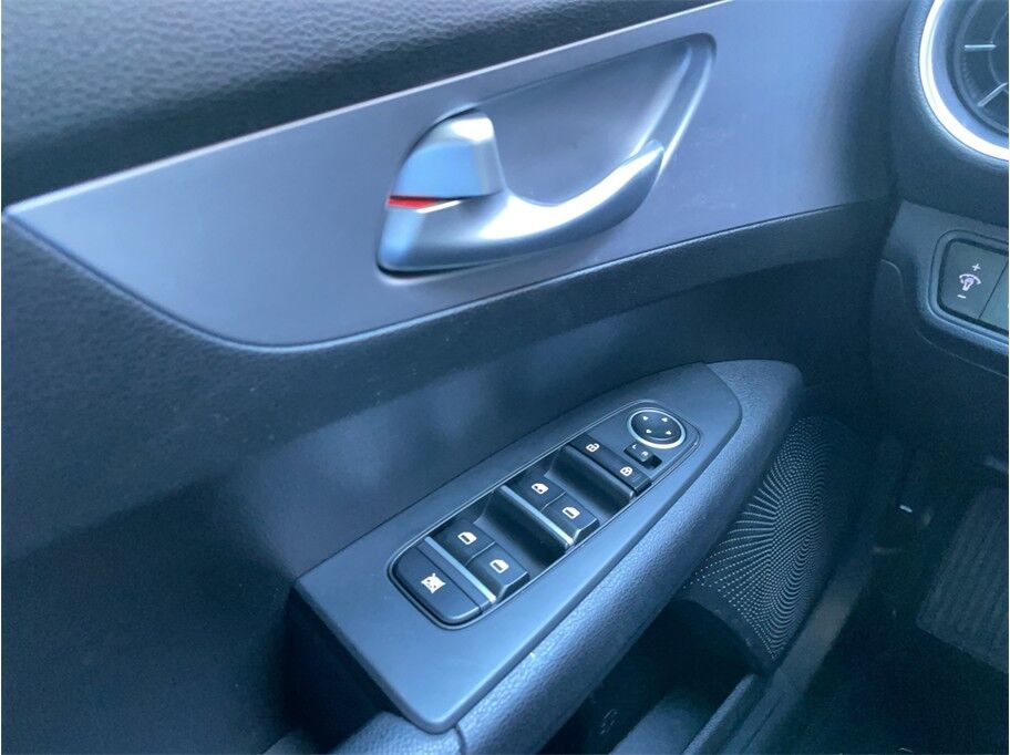 2023 Kia Forte LXS Sedan 4D Port Orchard WA