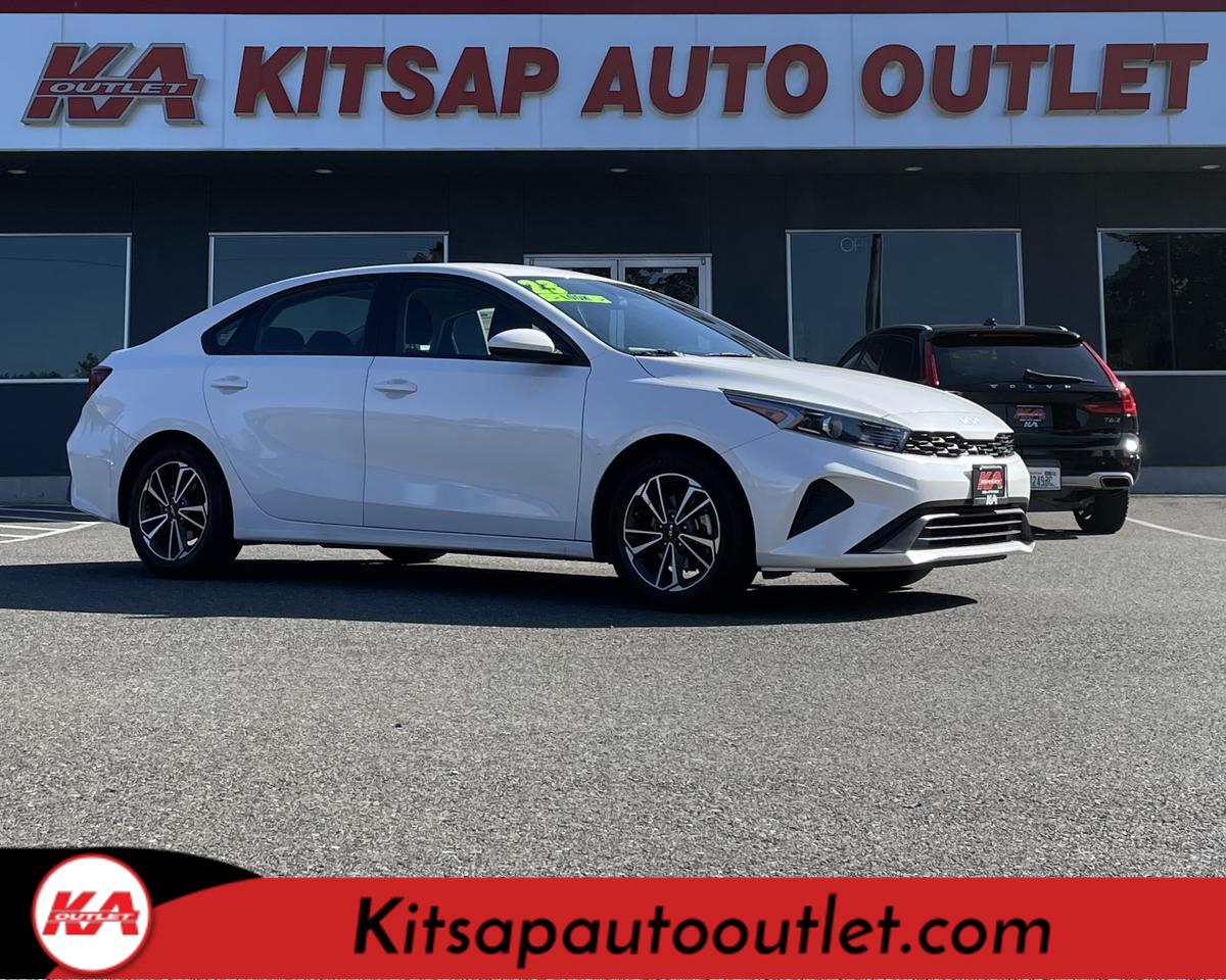 2023 Kia Forte LXS Sedan 4D