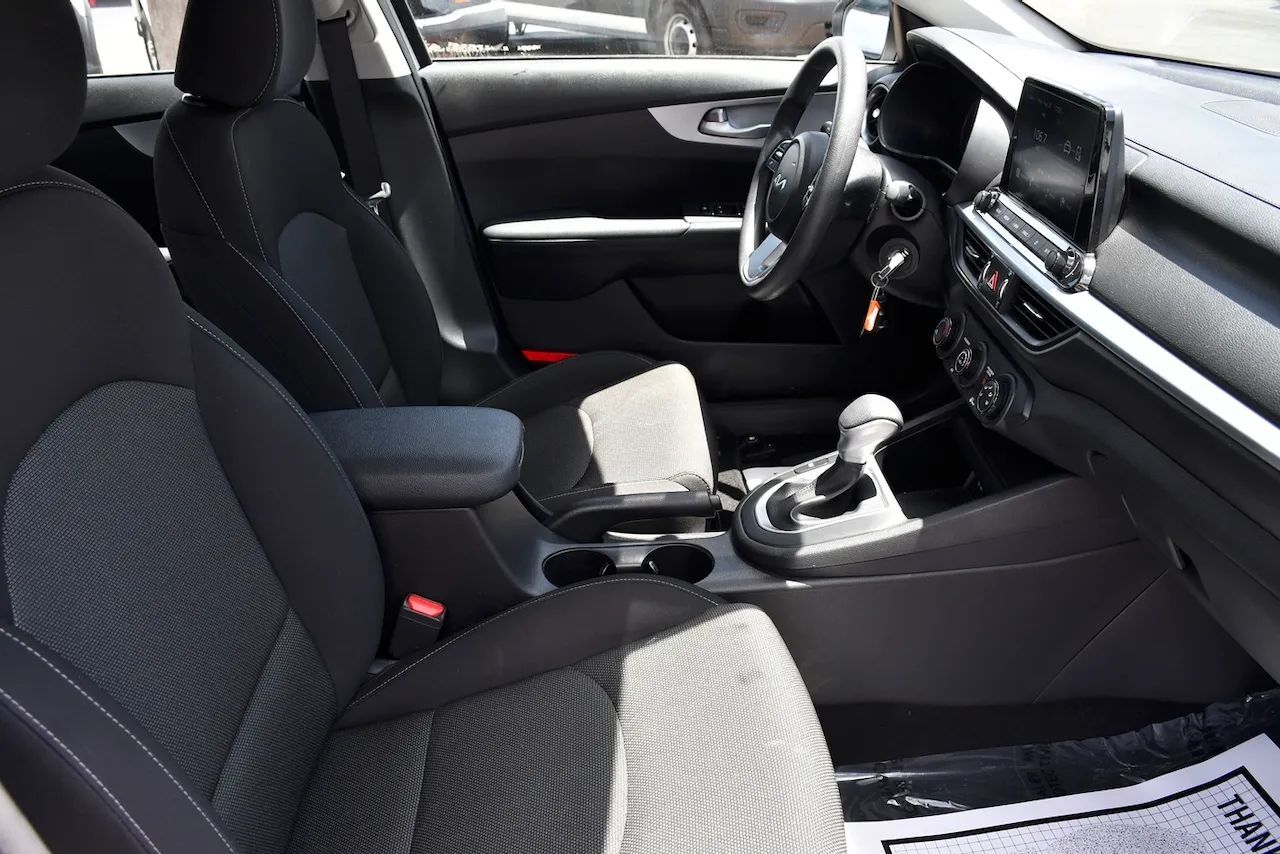 2023 Kia Forte LXS Sedan 4D Doral FL