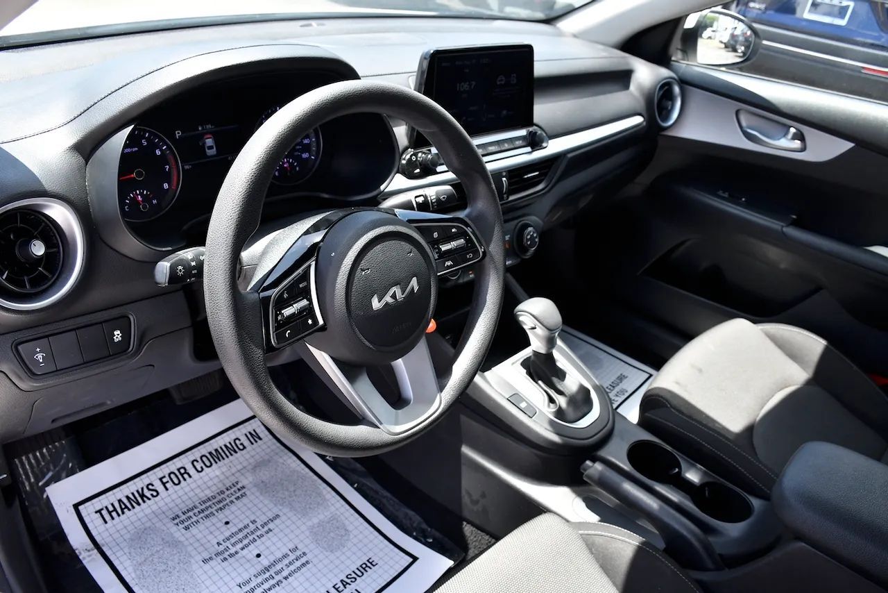 2023 Kia Forte LXS Sedan 4D Doral FL