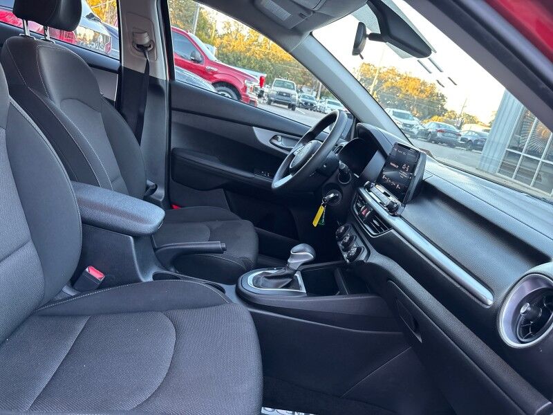 2023 Kia Forte LXS Seffner FL