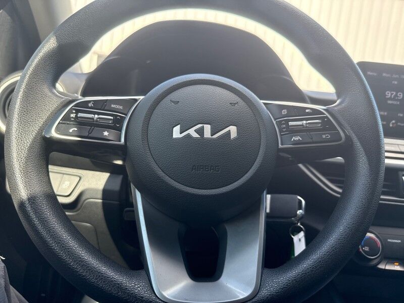 2023 Kia Forte LXS Seffner FL