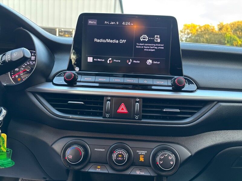 2023 Kia Forte LXS Seffner FL
