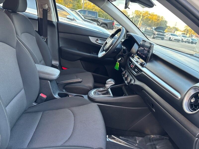 2023 Kia Forte LXS Seffner FL