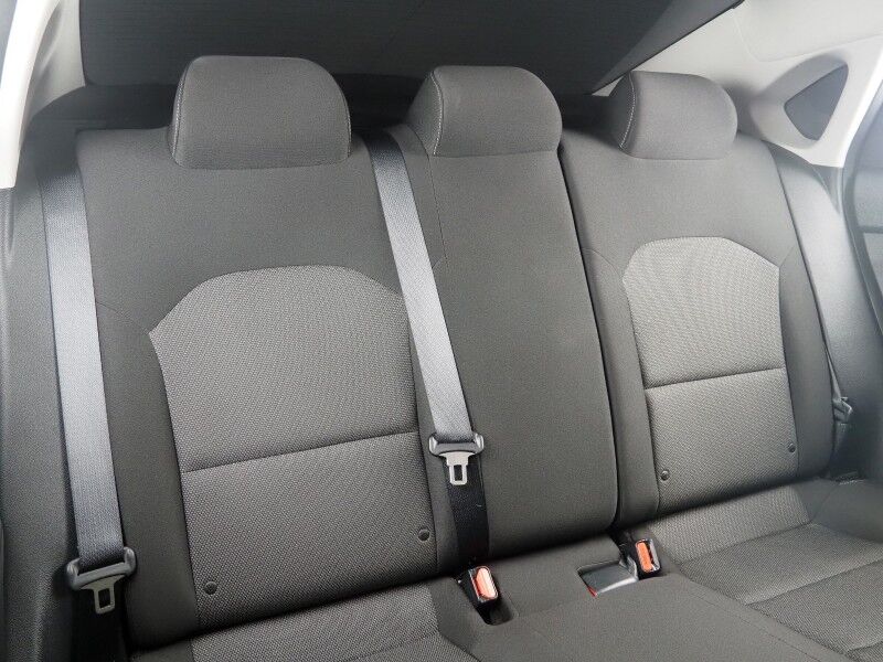 2023 Kia Forte LXS *TECHNOLOGY PKG, BACKUP-CAMERA, BLIND SPOT & LANE DEPARTURE ALERT, COLLISION ALERT w/BRAKING, COLOR TOUCHSCREEN, REMOTE KEYLESS ENTRY, ALLOY WHEELS, BLUETOOTH, ANDROID & APPLE Round Rock TX