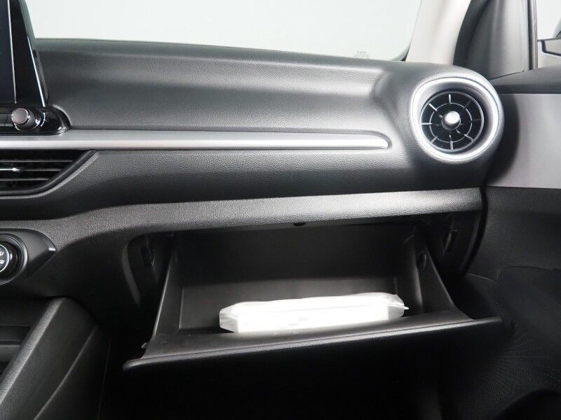 2023 Kia Forte LXS *TECHNOLOGY PKG, BACKUP-CAMERA, BLIND SPOT & LANE DEPARTURE ALERT, COLLISION ALERT w/BRAKING, COLOR TOUCHSCREEN, REMOTE KEYLESS ENTRY, ALLOY WHEELS, BLUETOOTH, ANDROID & APPLE Round Rock TX