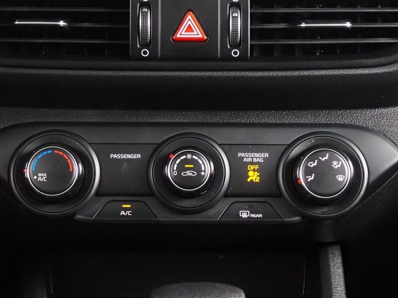 2023 Kia Forte LXS *TECHNOLOGY PKG, BACKUP-CAMERA, BLIND SPOT & LANE DEPARTURE ALERT, COLLISION ALERT w/BRAKING, COLOR TOUCHSCREEN, REMOTE KEYLESS ENTRY, ALLOY WHEELS, BLUETOOTH, ANDROID & APPLE Round Rock TX