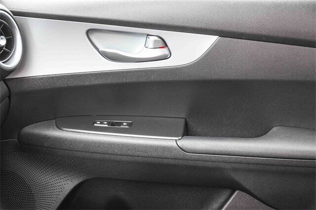 2023 Kia Forte LXS Tacoma WA