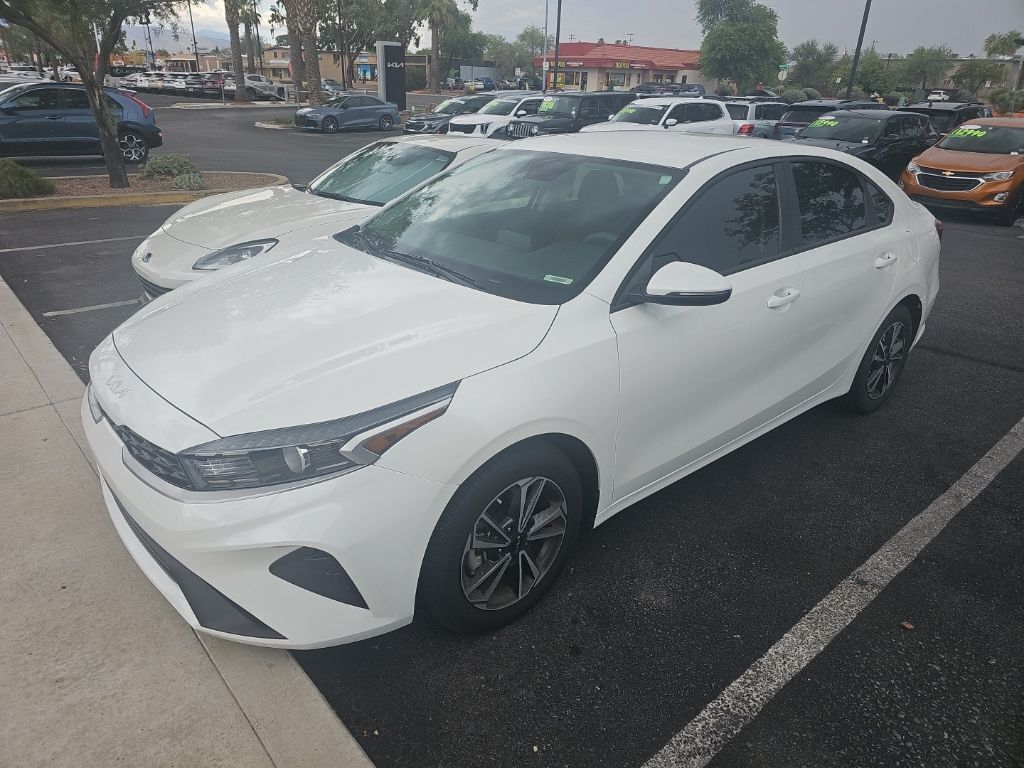 2023 Kia Forte LXS