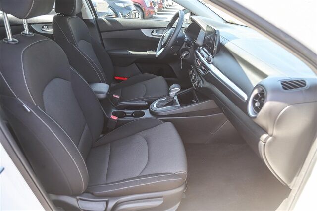 2023 Kia Forte LXS Glendale CA