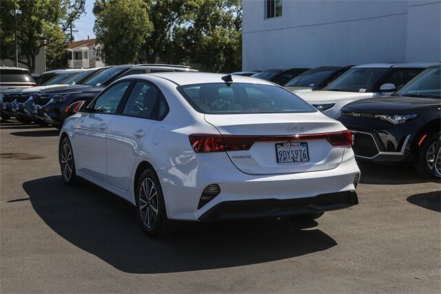 2023 Kia Forte LXS Glendale CA