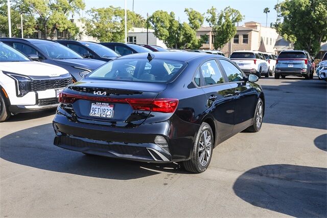 2023 Kia Forte LXS Glendale CA