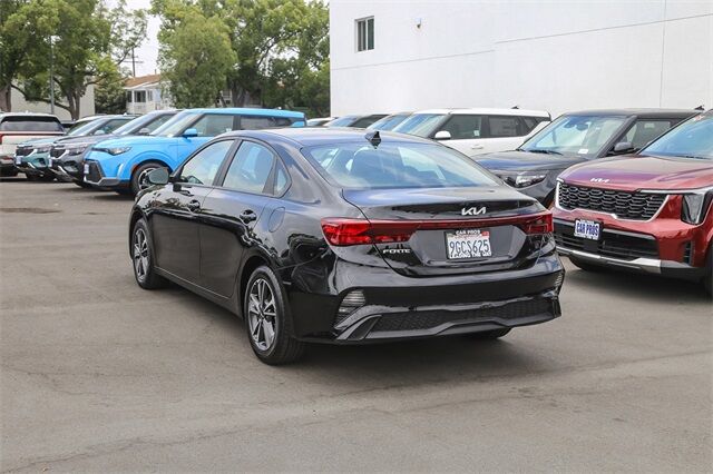 2023 Kia Forte LXS Glendale CA