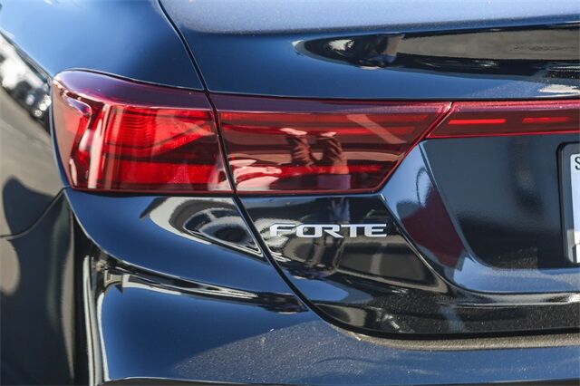 2023 Kia Forte LXS Glendale CA