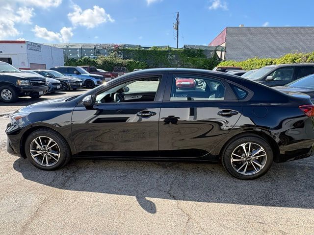 2023 Kia Forte LXS Huntington Beach CA