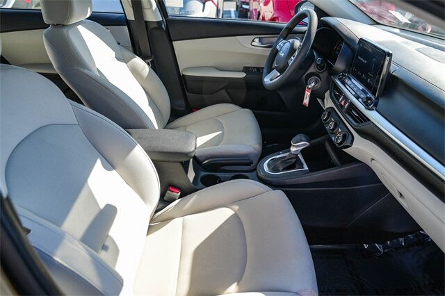 2023 Kia Forte LXS Huntington Beach CA