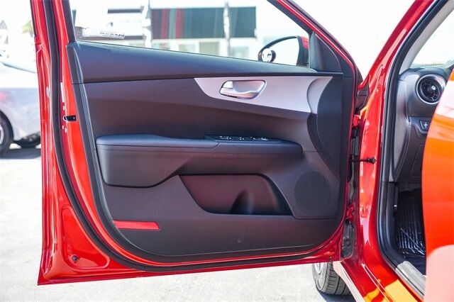 2023 Kia Forte LXS Huntington Beach CA