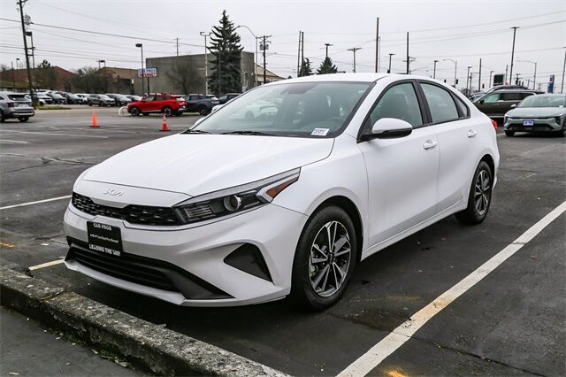 2023 Kia Forte LXS