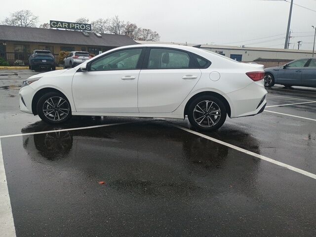 2023 Kia Forte LXS Tacoma WA