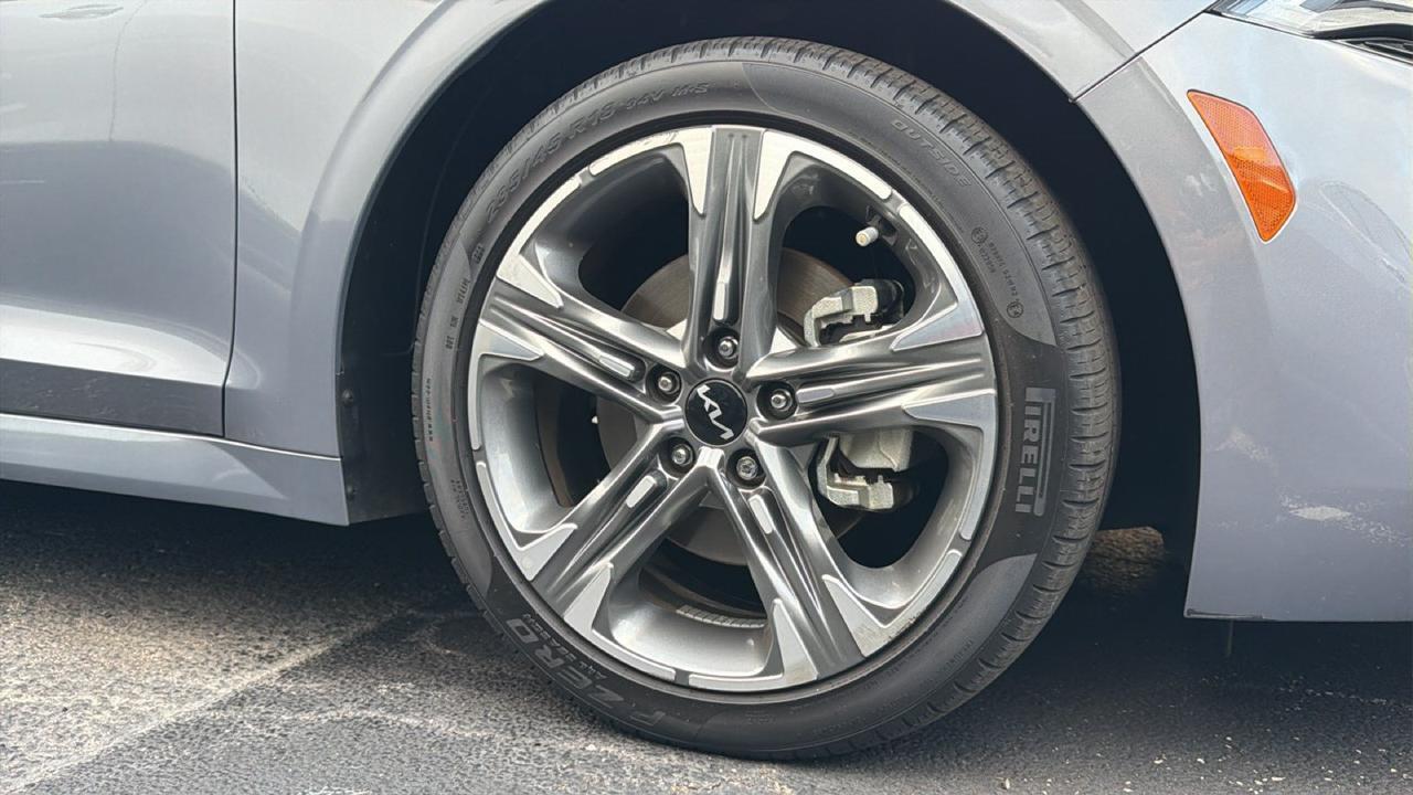 2023 Kia K5 EX